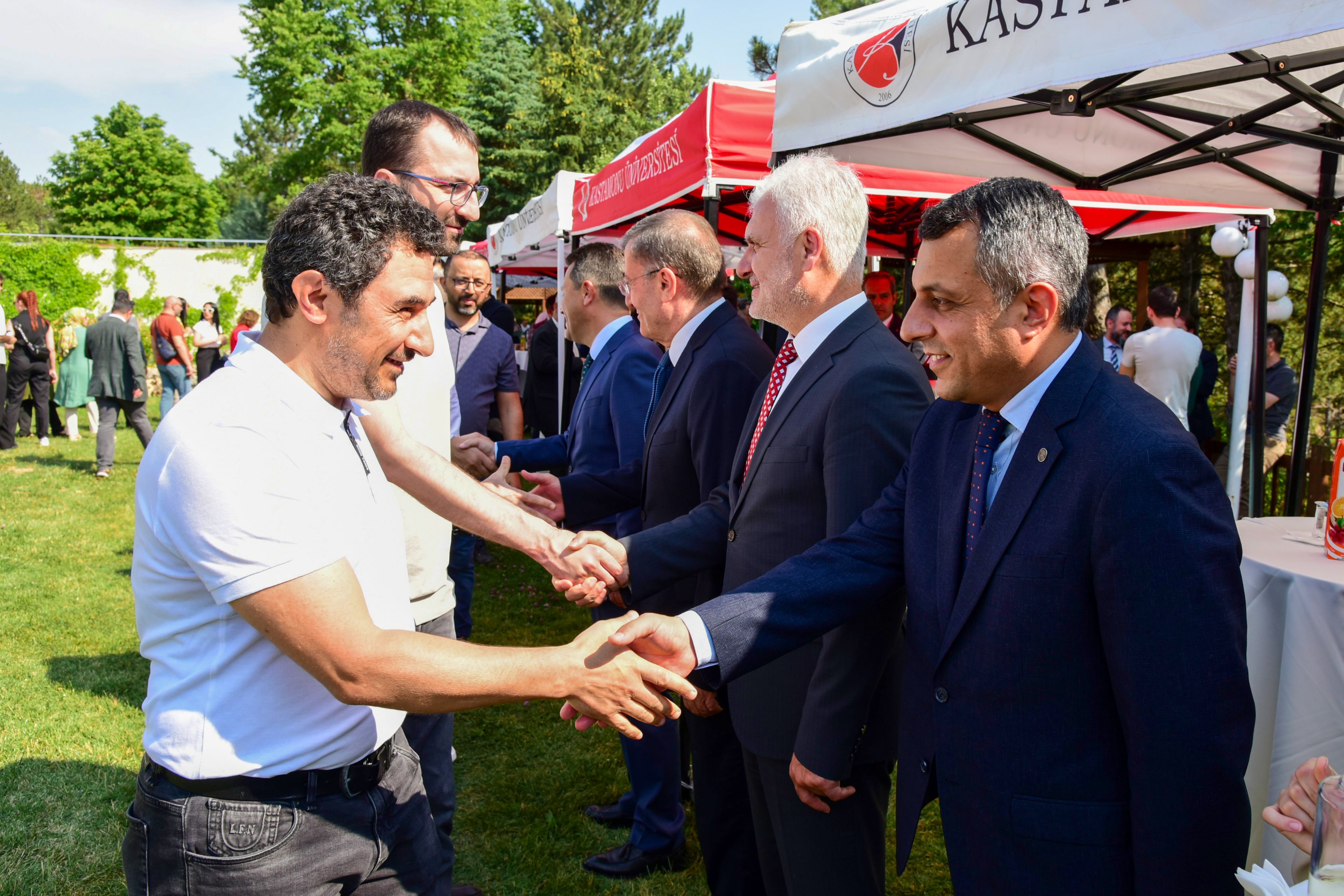 Kastamonu Üniversitesi'nde Bayramlaşma Merasimi Gerçekleştirildi 2-3