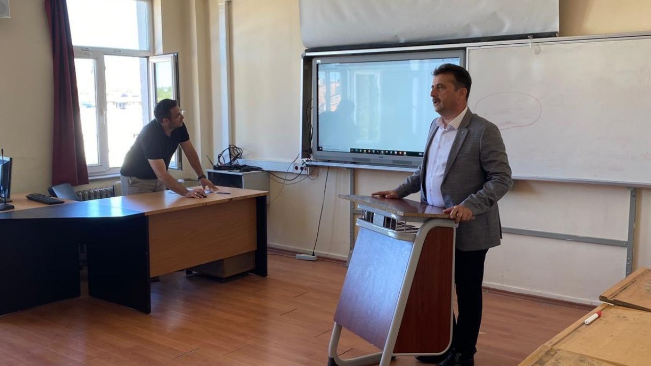 Kastamonu Üniversitesi’nden Taşköprü’ye Hijyen Ve Gıda Güvenliği Eğitimi (3)
