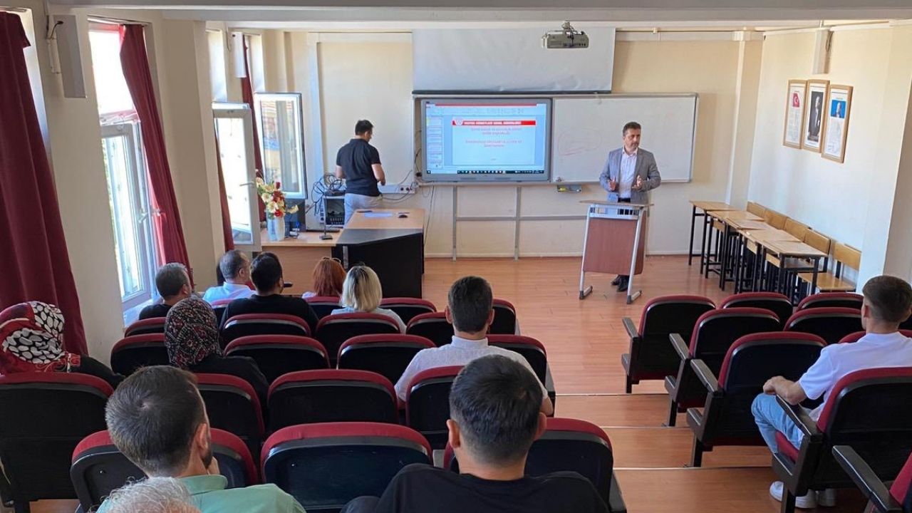 Kastamonu Üniversitesi’nden Taşköprü’ye Hijyen Ve Gıda Güvenliği Eğitimi (5)
