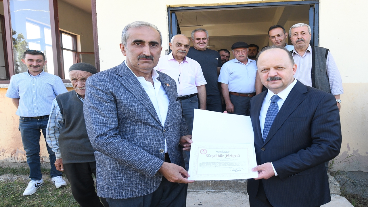 Kastamonu Vali Dallı Köy Ziyaret (1)
