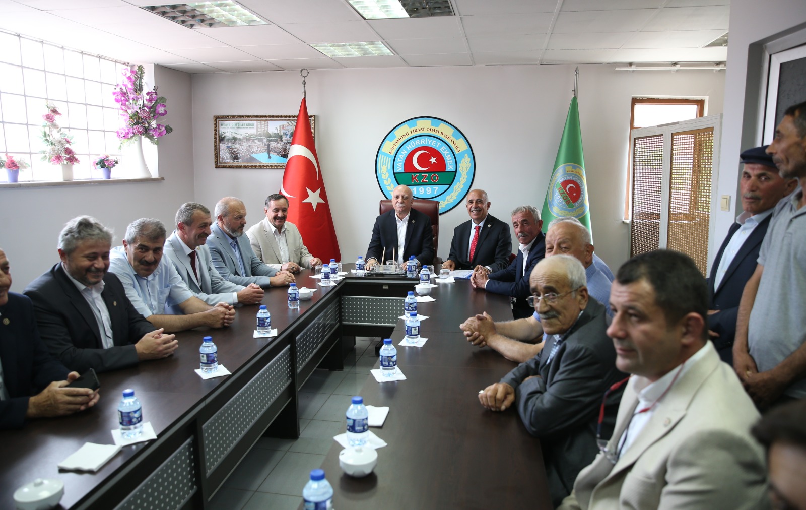 Kastamonu'da Dondan Etkilenen Arazileri Gezdi Taşköprü'yü De Inceledi! 1