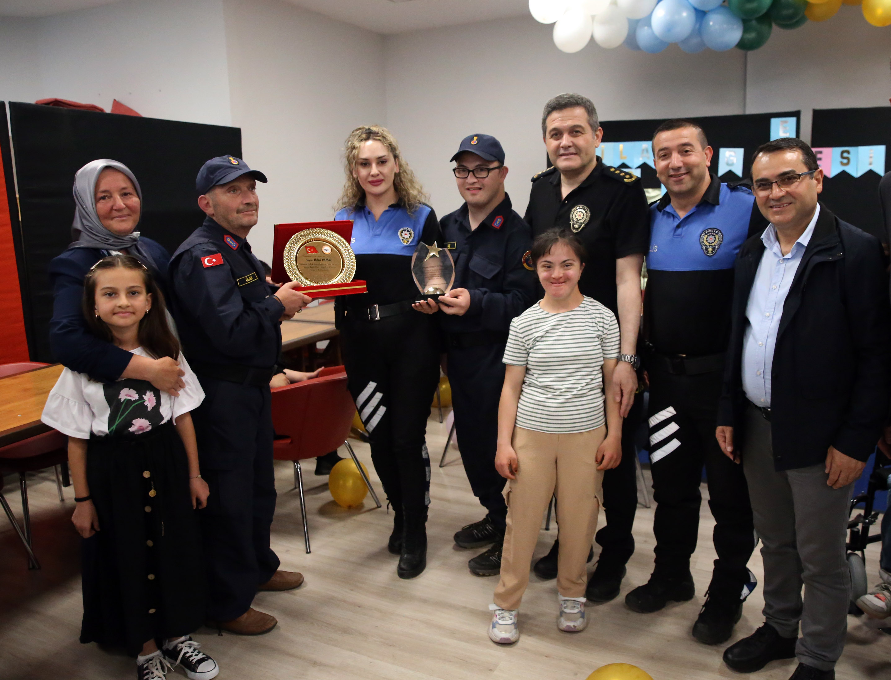 Kastamonu'da Görev Yapıyorlardı Tayini Çıkan Polis Ve Jandarmaya 'Özel' Veda! 3