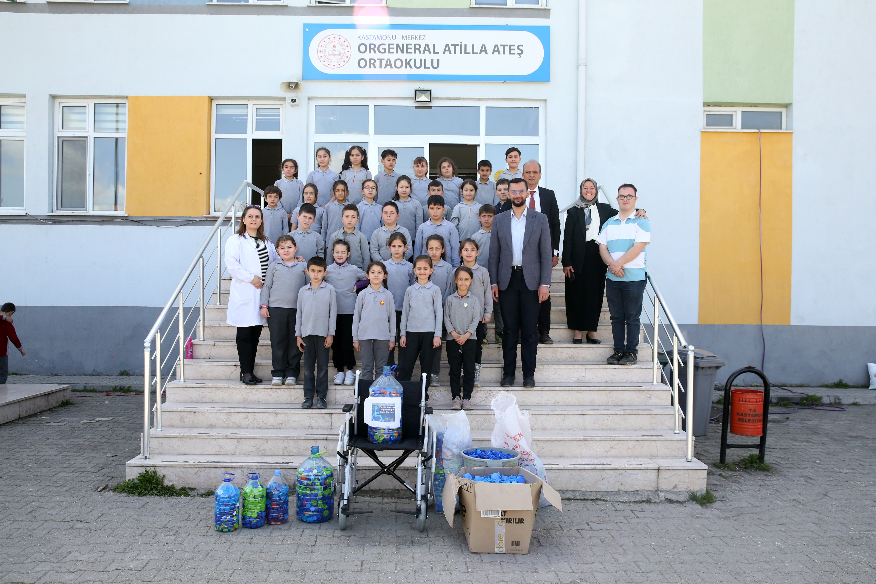Kastamonu'da Mavi Kapak Kampanyasıyla Alındı Özel Bireye Bayram Hediyesi Oldu! 66