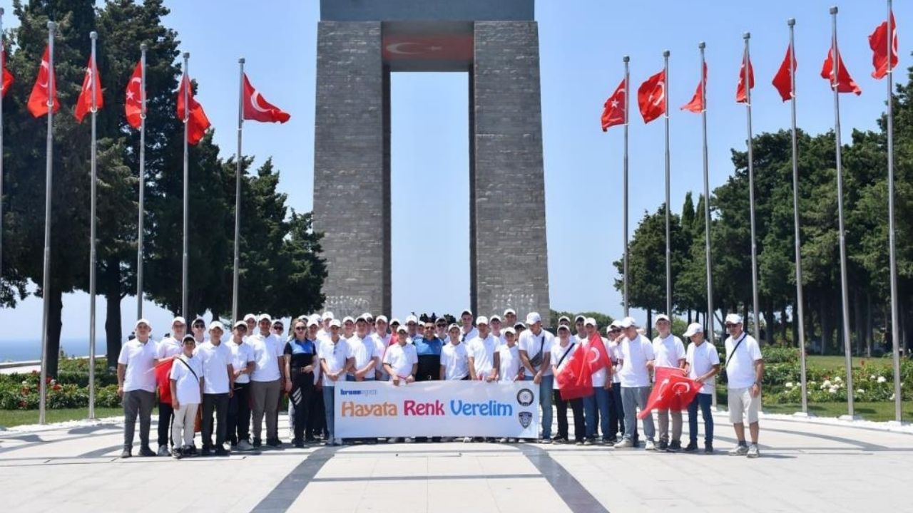 Kastamonu’dan Çanakkale’ye Tarihi Yolculuk Gençler Şehitlikleri Ziyaret Etti (2)
