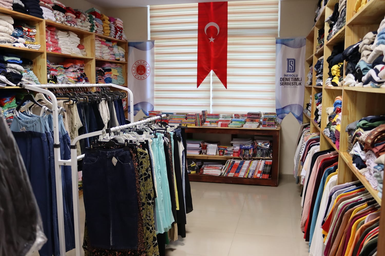 Kastamonu'nun Ilçe Adliyesinde Sosyal Market Açıldı Taşköprülü Başkan Da Katıldı 7