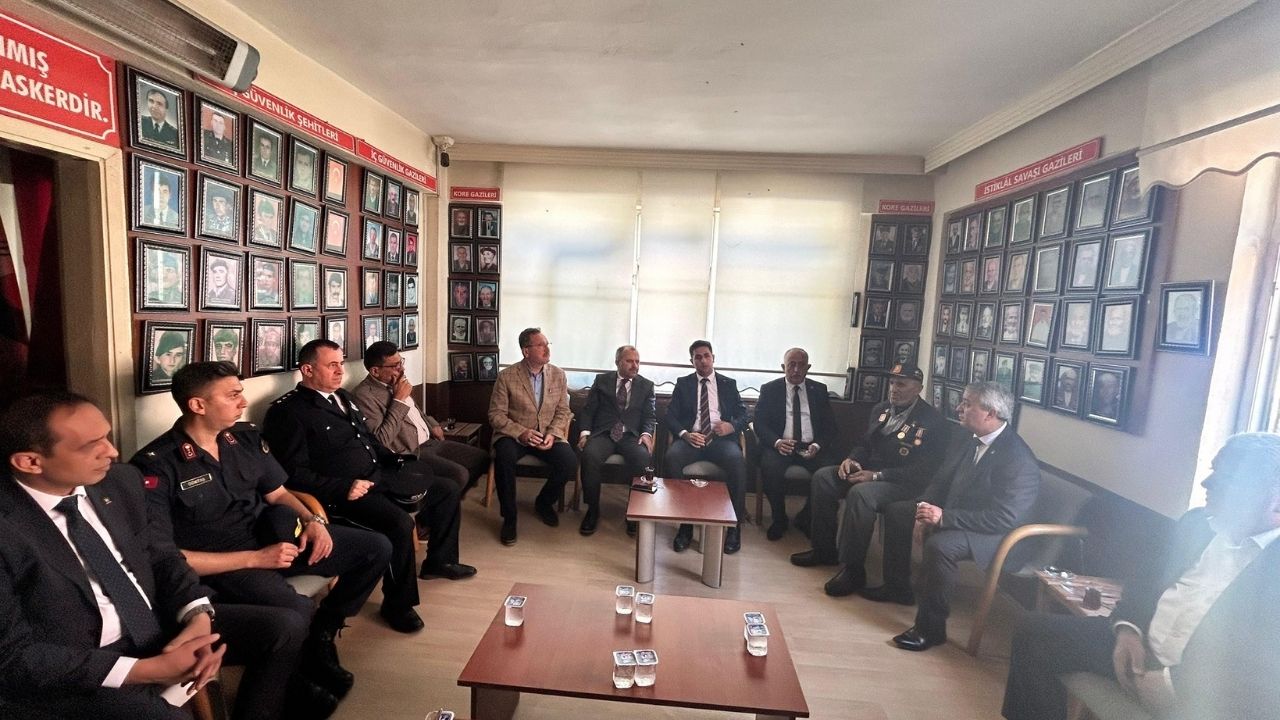 Kastamonu’nun İlçesinde Bayram Kutlaması Şehit Aileleri Ve Gaziler Unutulmadı (3)