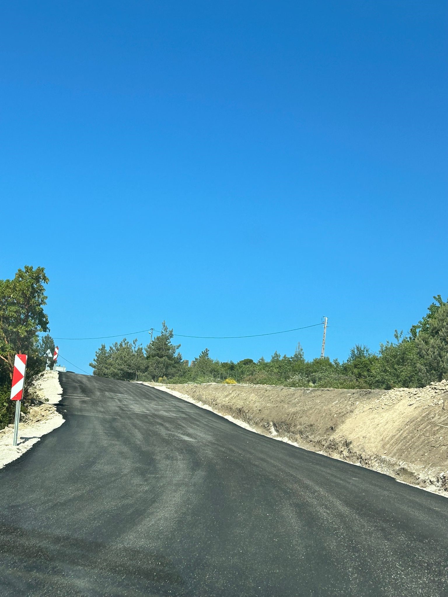 Kastamonu'nun Ilçesinde Heyelan Sebebiyle Ulaşıma Kapanan Yol Açıldı 2