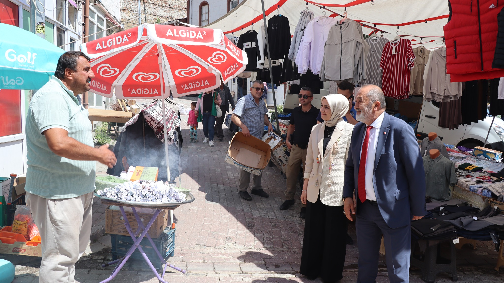 Kastamonu'nun İlçesinde Kaymakam Zübeyde Aslan'dan Esnafa Ziyaret 1