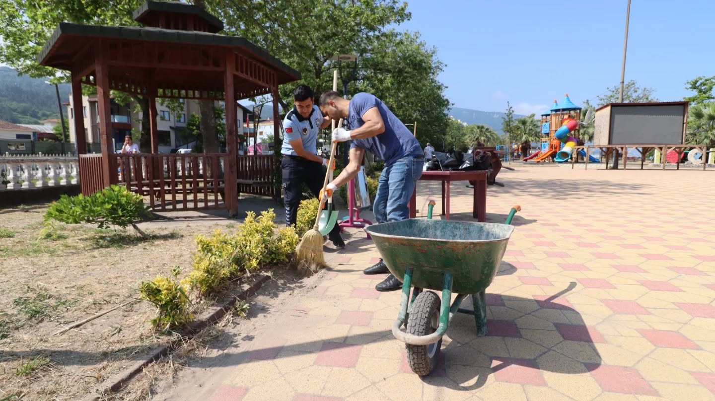 Kastamonu'nun Ilçesinde Öğrenciler Ve Vatandaşlar Doğa Için Buluştu 9