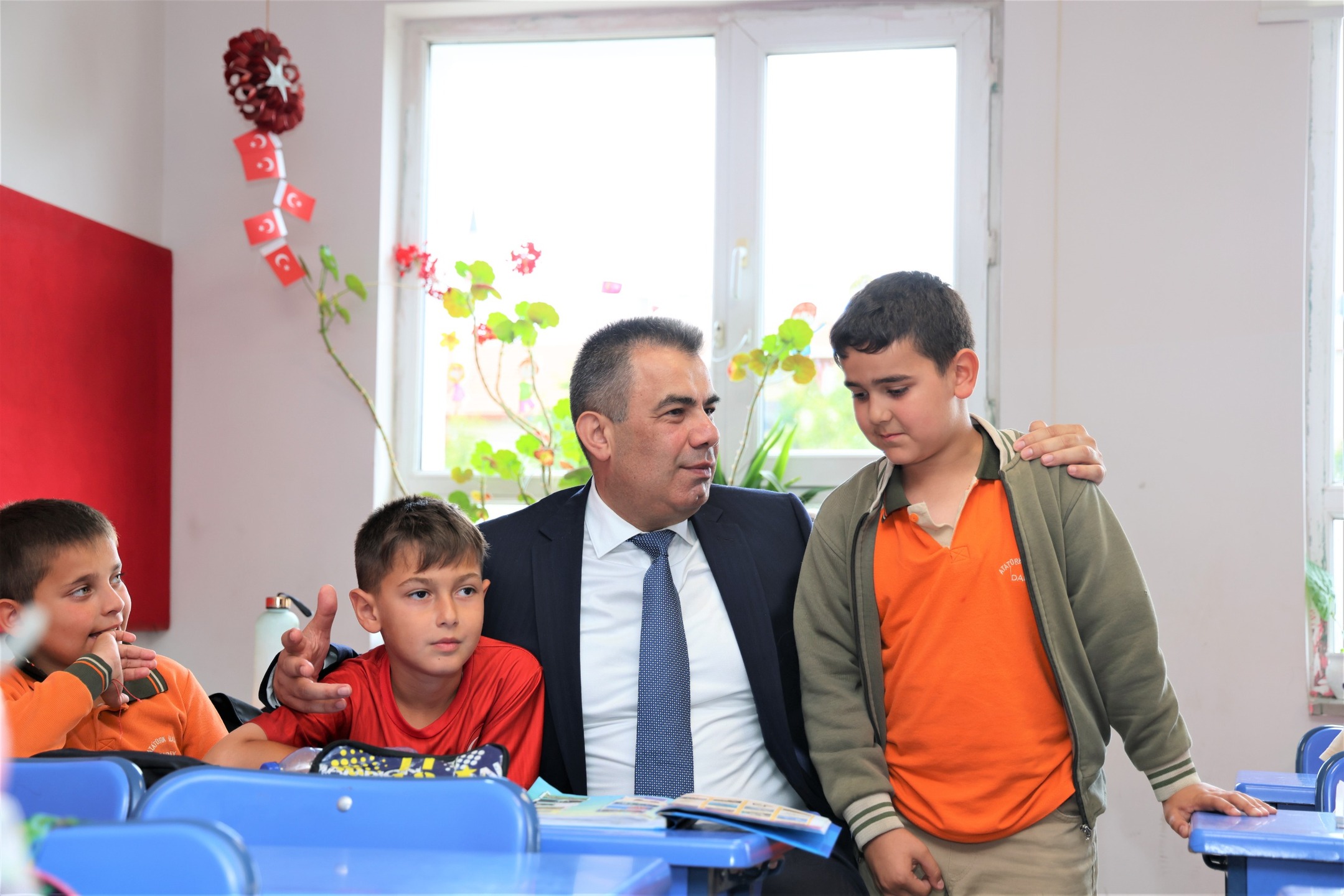Kastamonu'nun Ilçesinde Öğrencilerle Buluştu 'Bu Yıllar Çok Kıymetli Bir Zaman Dilimidir' 12