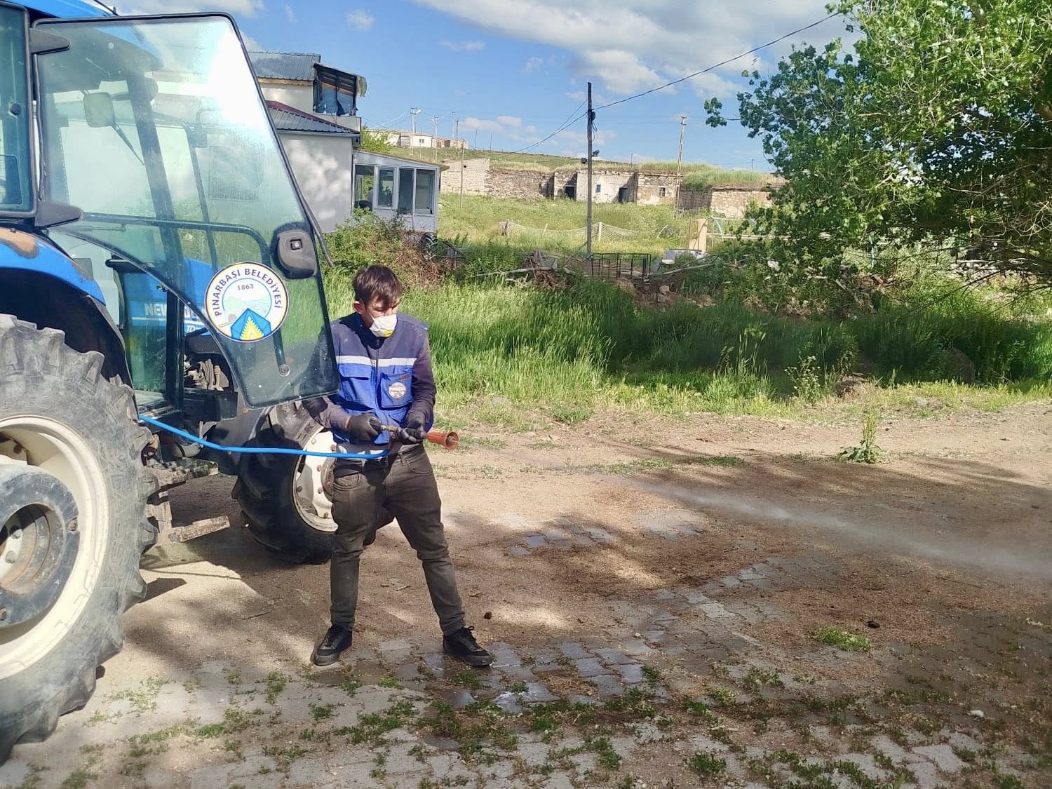 Kenelere Ve Haşerelere Karşı Etkin Mücadele Başladı1