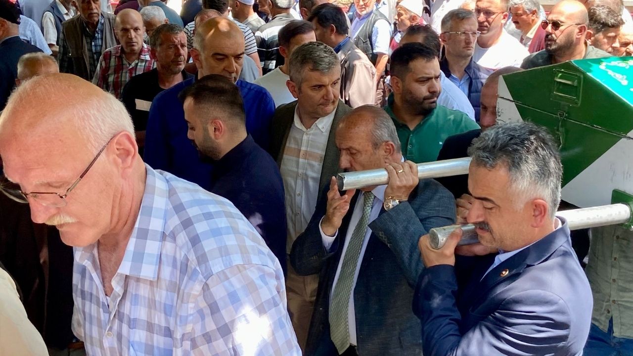 Taşköprü’de Büyük Üzüntü Bilal Yüksel Toprağa Verildi (2)