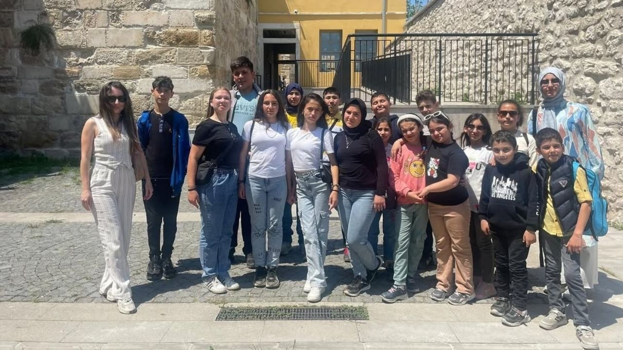 Taşköprülü Öğrenciler Sinop’un Doğal Ve Tarihi Güzelliklerini Keşfetti (2)