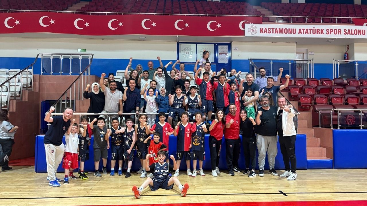 Taşköprü’nün Gururu Allstar Spor Kulübü Namağlup Şampiyon Oldu (4)