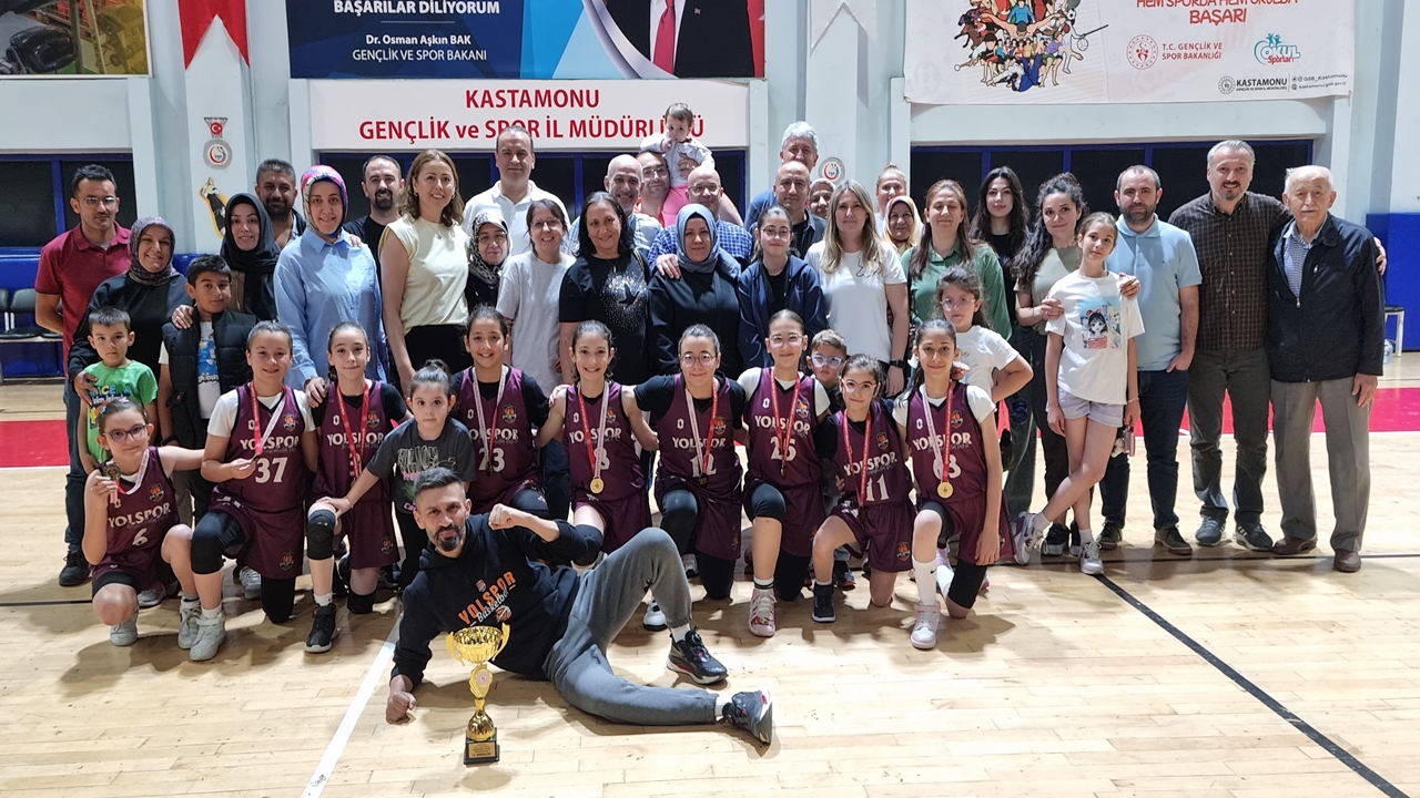 Yolspor Şampiyon Oldu (1)