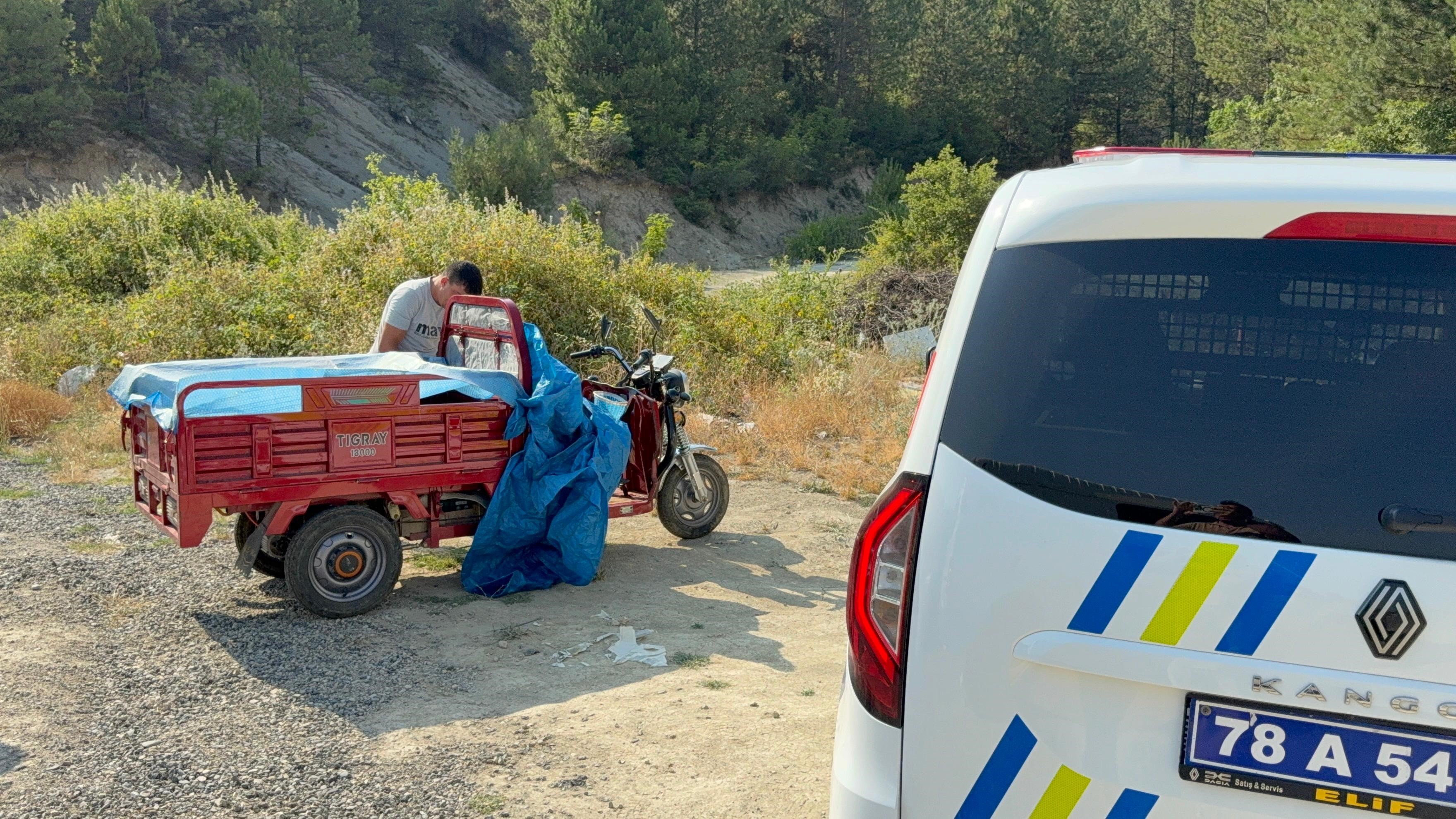 3 Tekerlekli Motosiklet Kaza Yaptı 4'Ü Çocuk 6 Yaralı 1