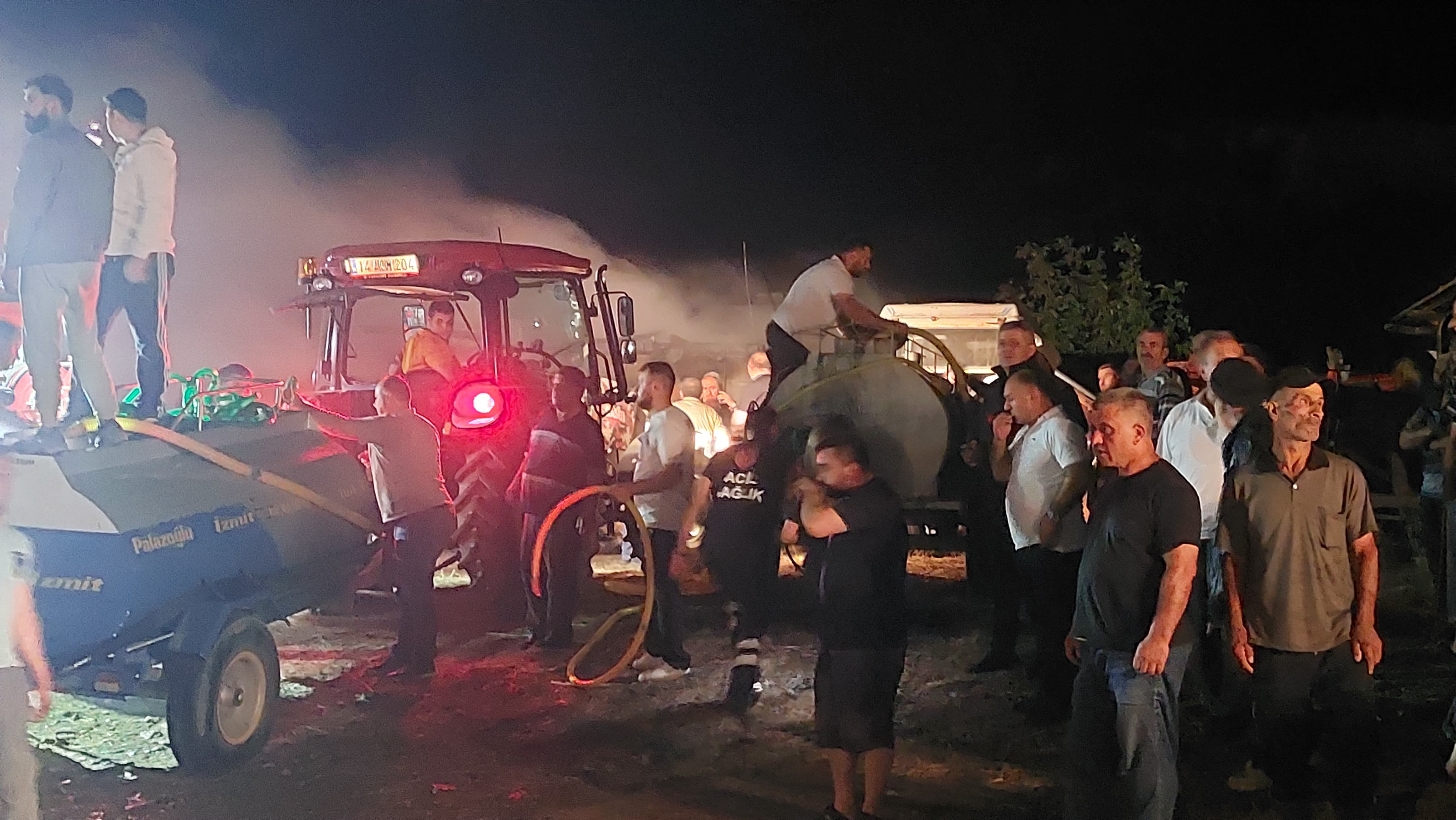 Alevli Gece Feci Yangında 12 Yapı Kül Oldu! 2