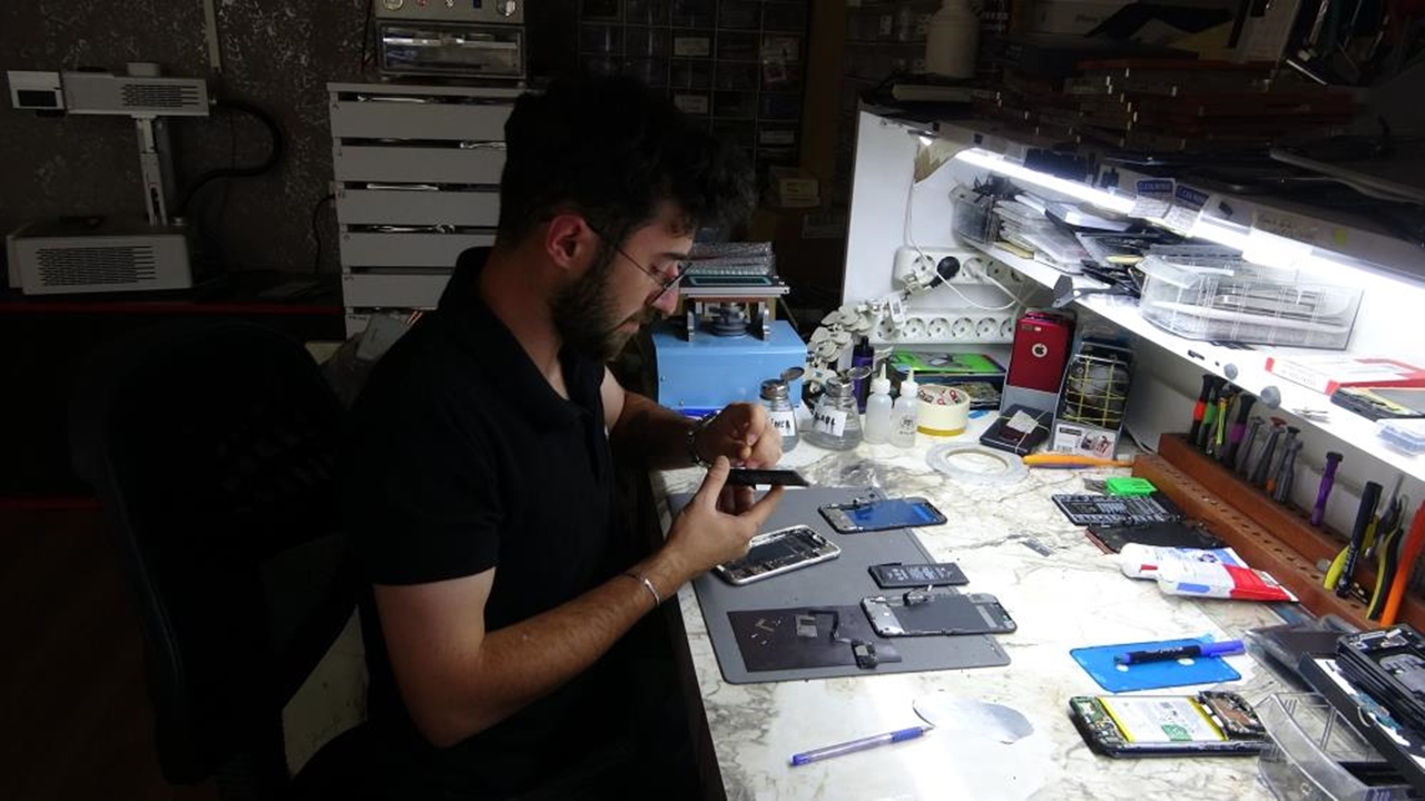 Cep Telefonu Patladı (4)