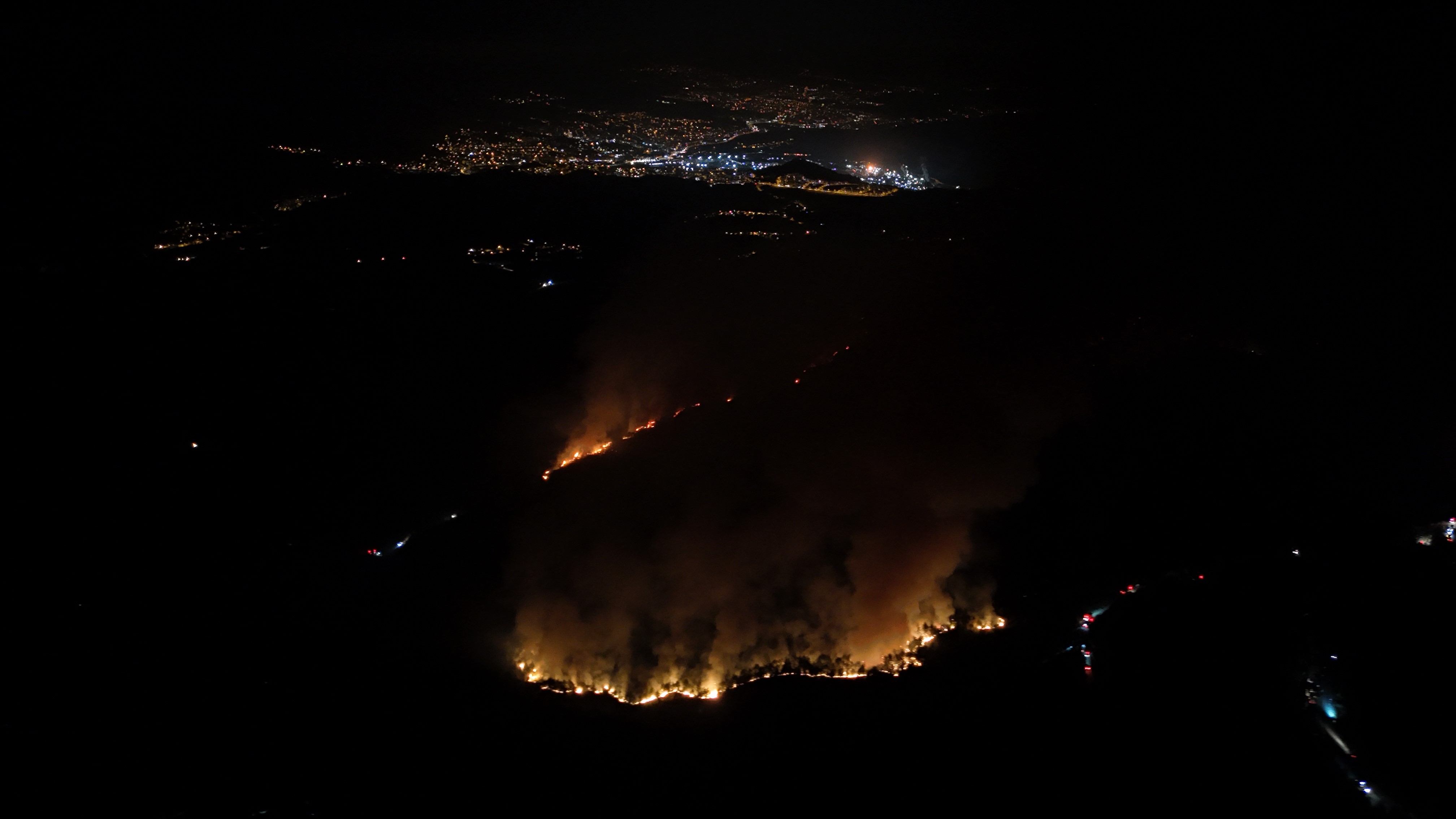 Feci Orman Yangınına 116 Araçla Müdahale Ediliyor! 3