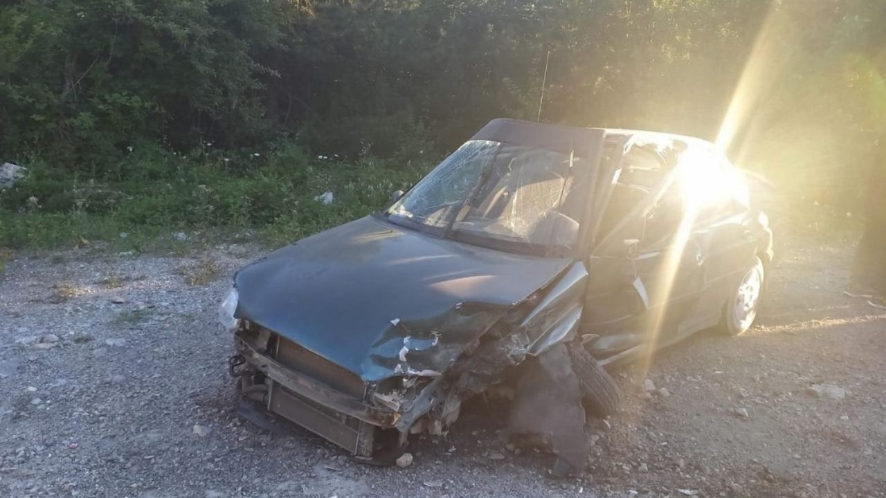 İnebolu Küre Karayolunda Feci Kaza 2 Kişi Yaralandı (3)