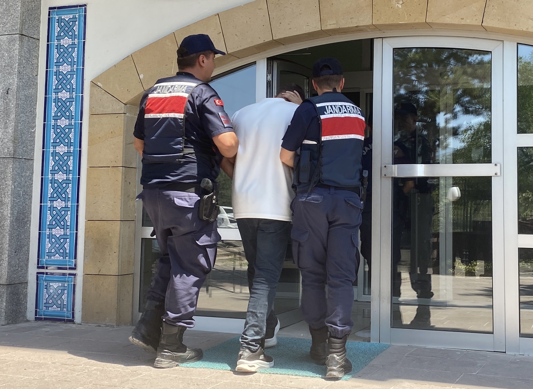 Karabük'te Dolandırdı, Kastamonu'da Tutuklandı! 1