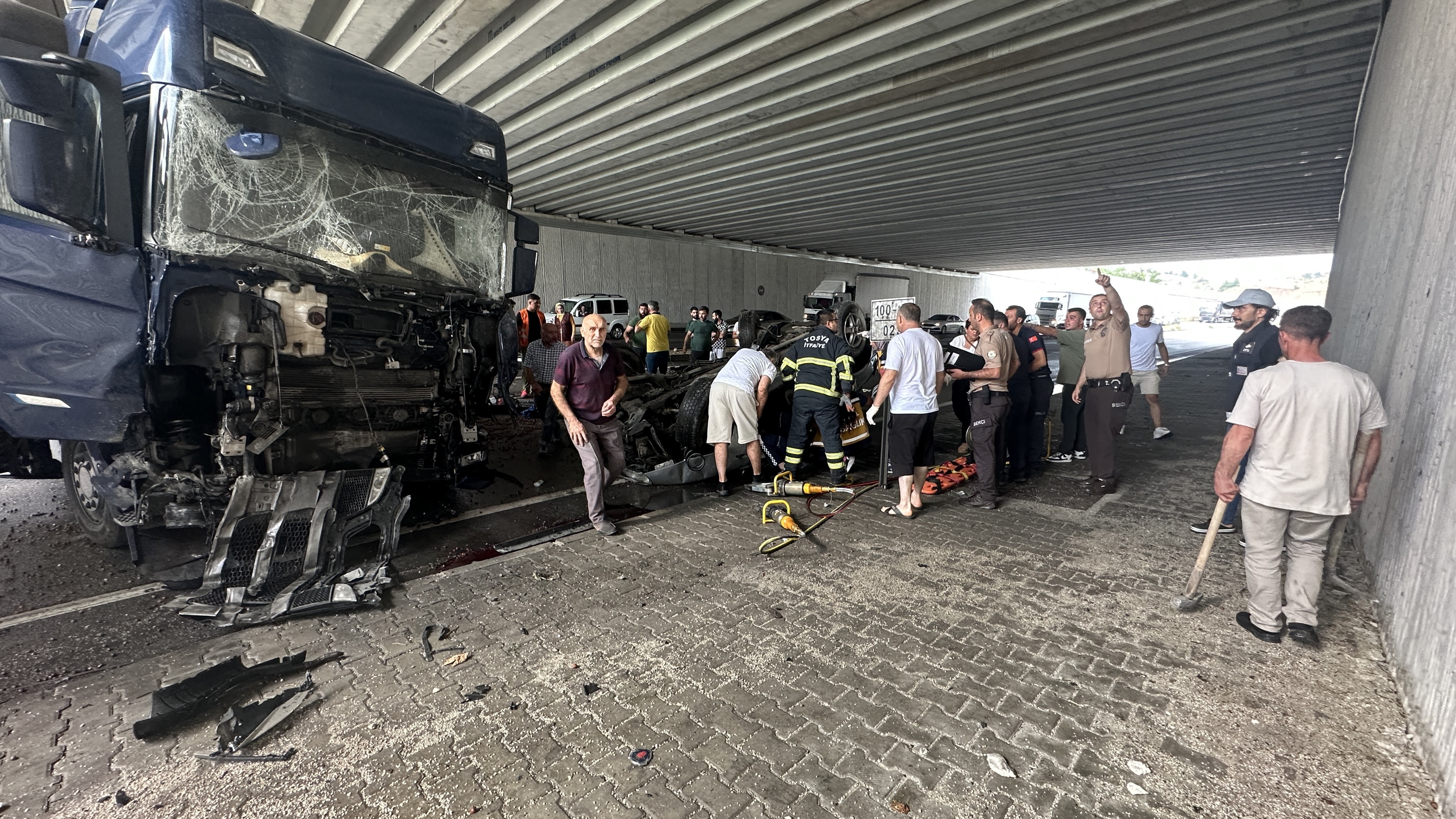 Kastamonu'da Feci Kaza 3 Ölü, 4 Yaralı Var! 3