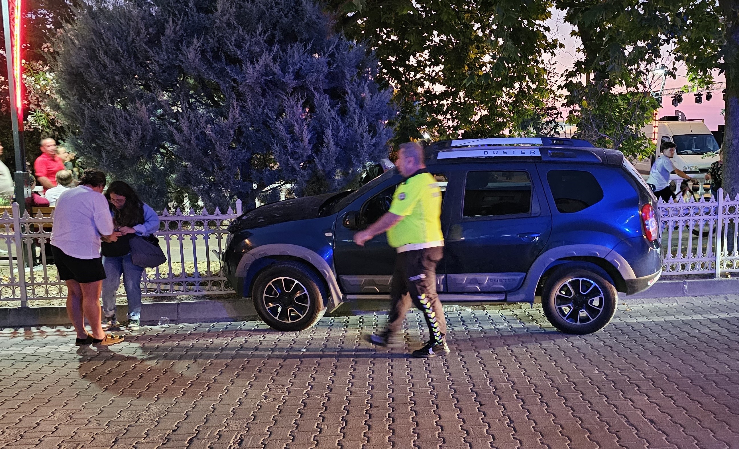 Kastamonu'da Fenalaşan Sürücü Korkuluklara Çarptı! 4