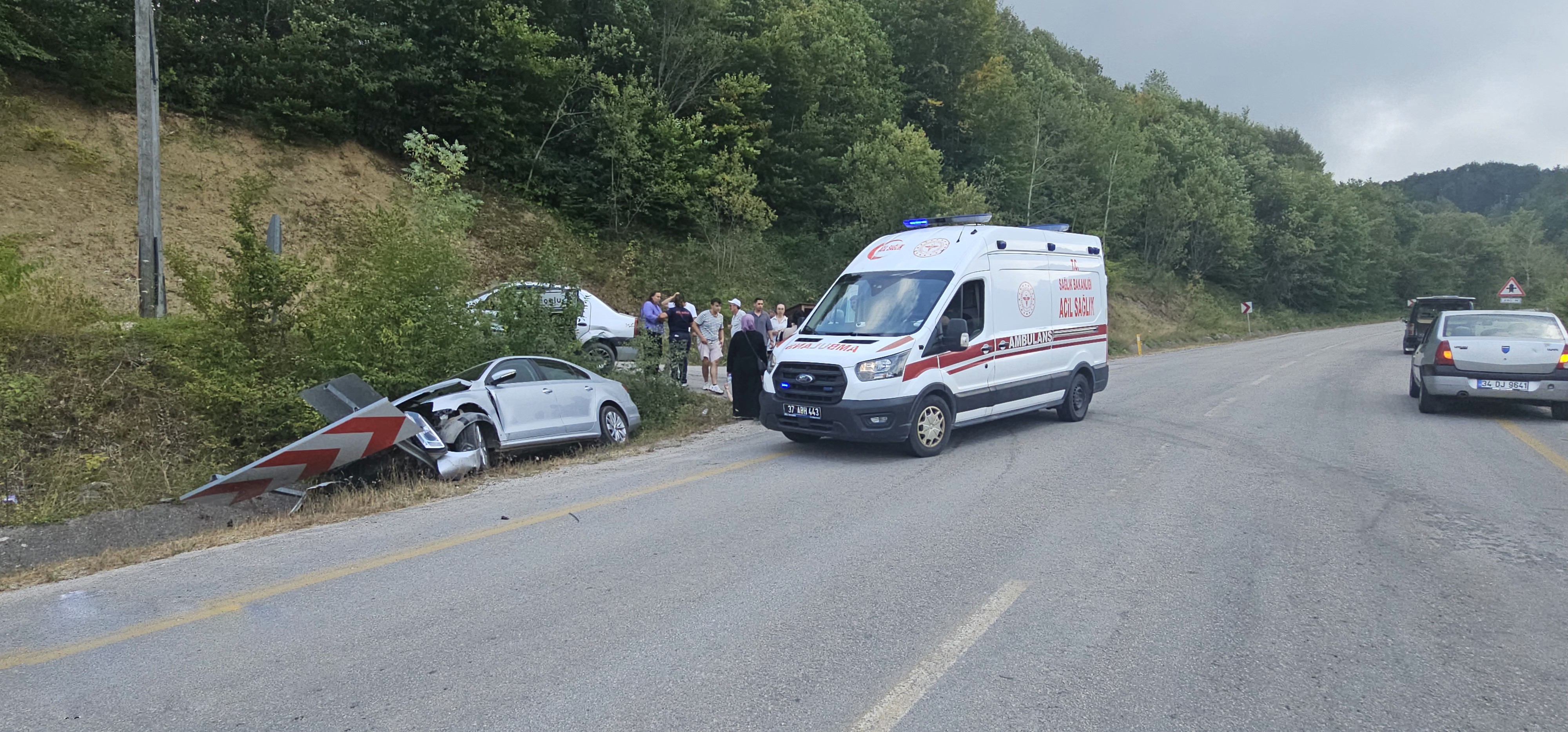 Kastamonu'da Iki Araç Çarpıştı 2 Yaralı Var! 12