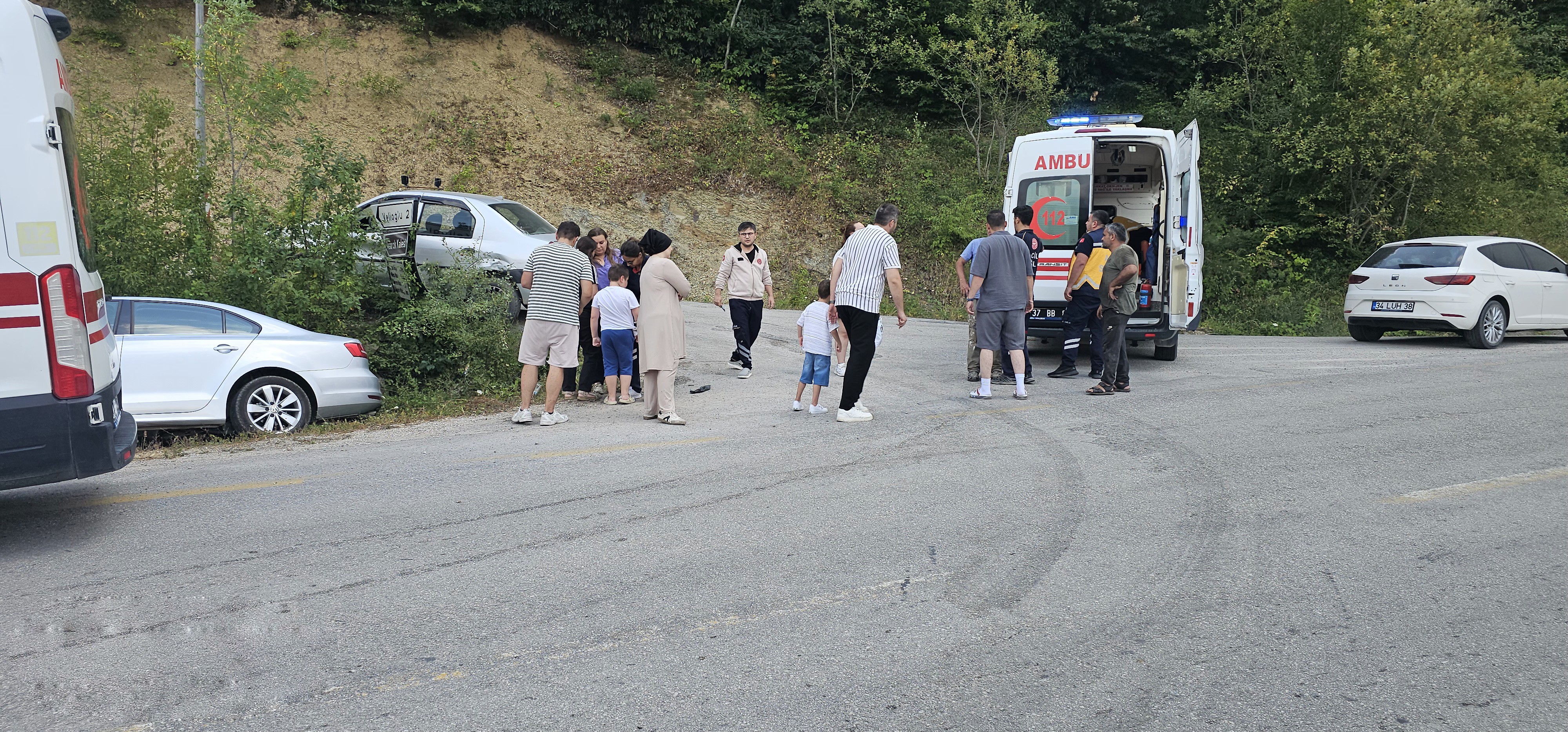 Kastamonu'da Iki Araç Çarpıştı 2 Yaralı Var! 6