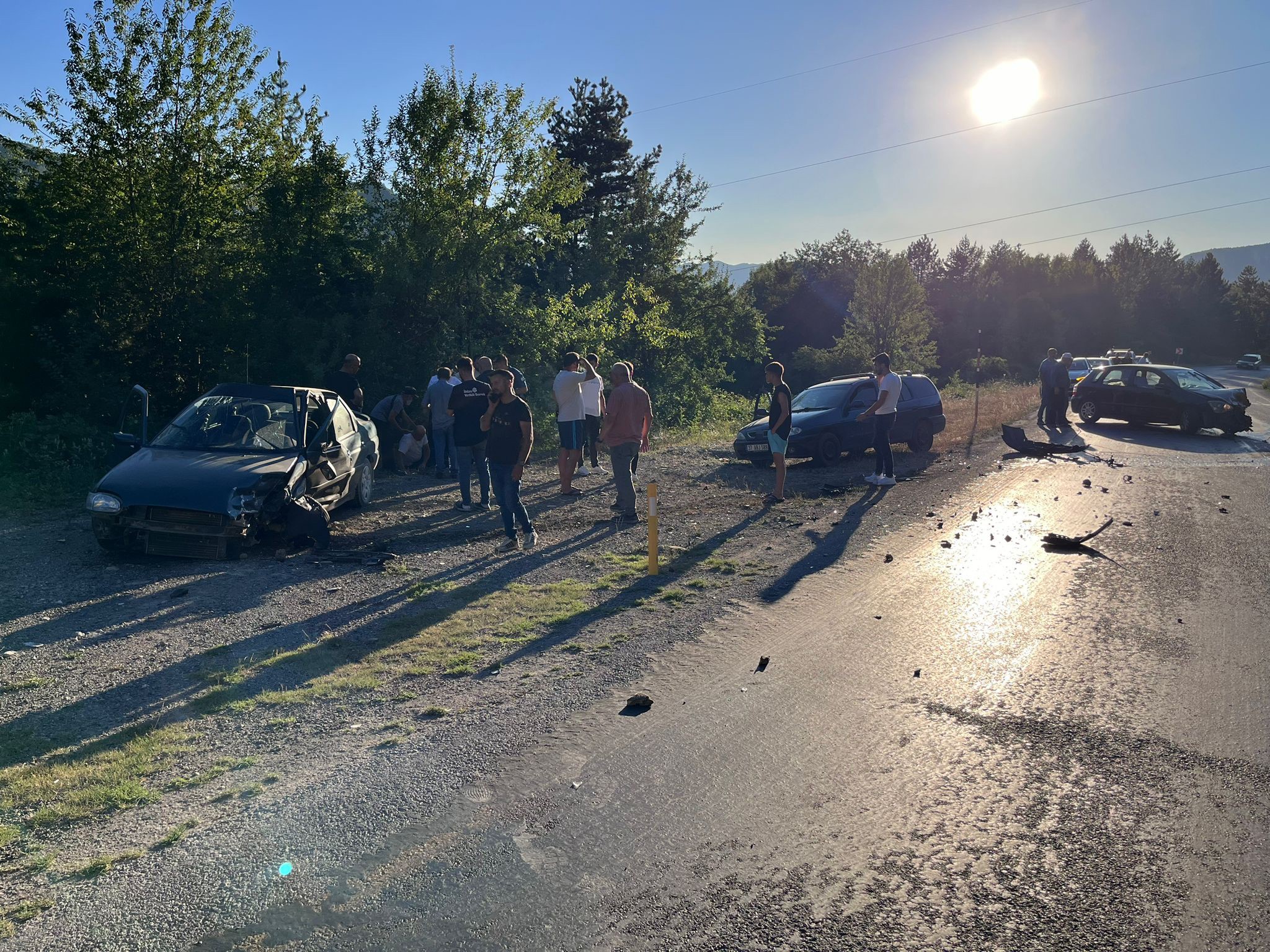 Kastamonu'da Iki Otomobil Kafa Kafaya Çarpıştı Feci Kazada 4 Yaralı! 4