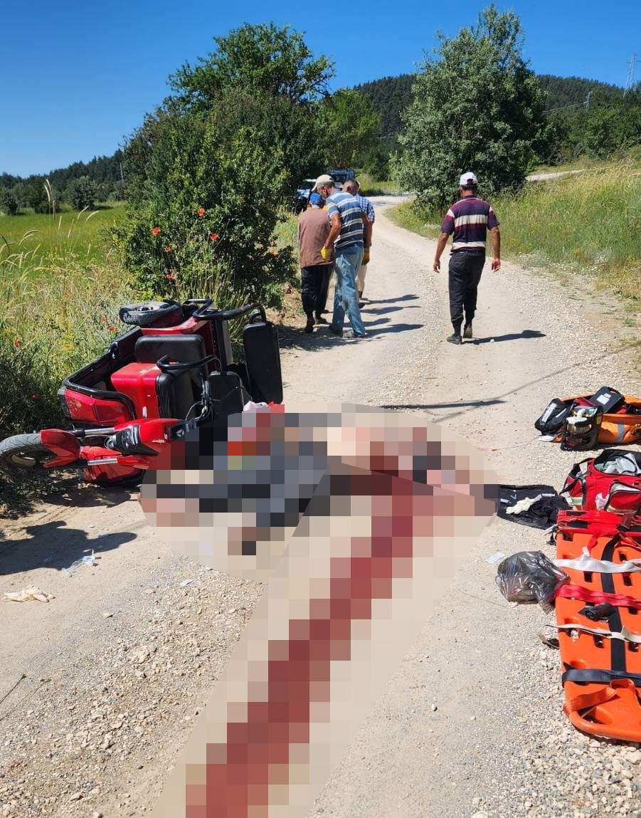 Kastamonu'da Mopedin Altında Kalan Sürücü Yaşamını Yitirdi 1