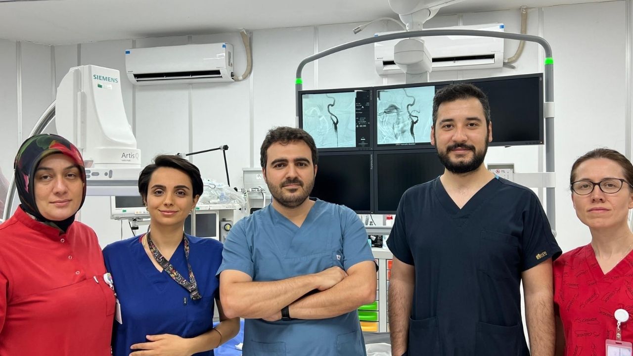 Kastamonu'da Şah Damarı Darlıklarının Stent Tedavisi Başladı (2)