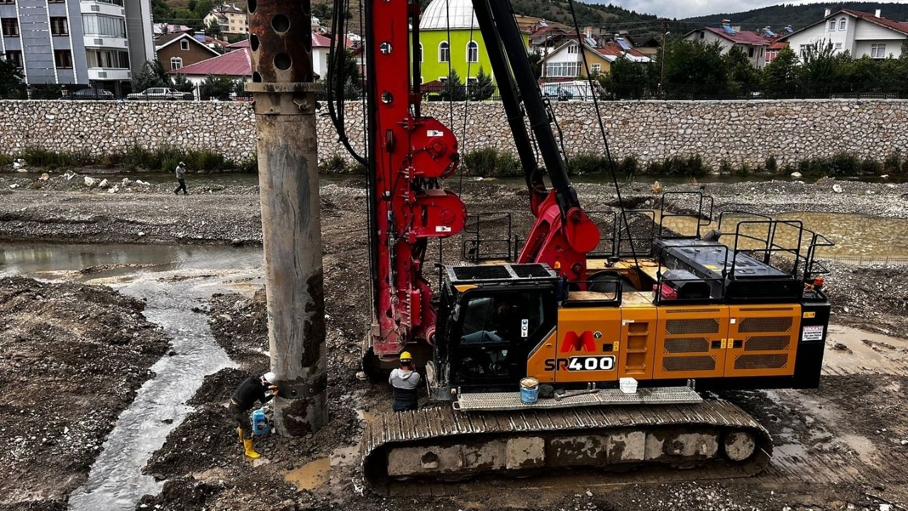 Kastamonu’daki Felakette Yıkılan Köprü Tekrar Inşa Ediliyor (1)