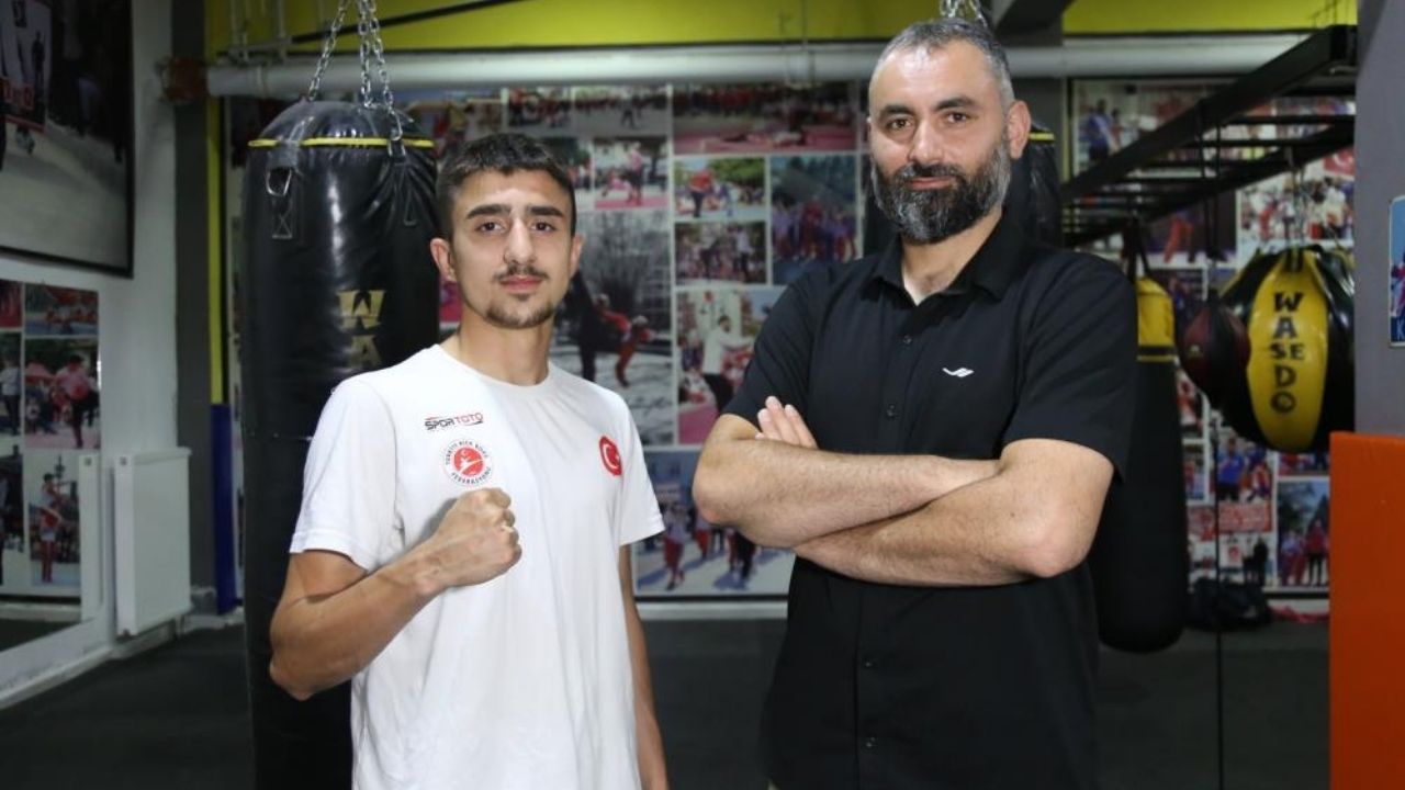 Kastamonulu Şampiyon Gündüz Sanayide Akşam Ringde Mücadele Ediyor (6)