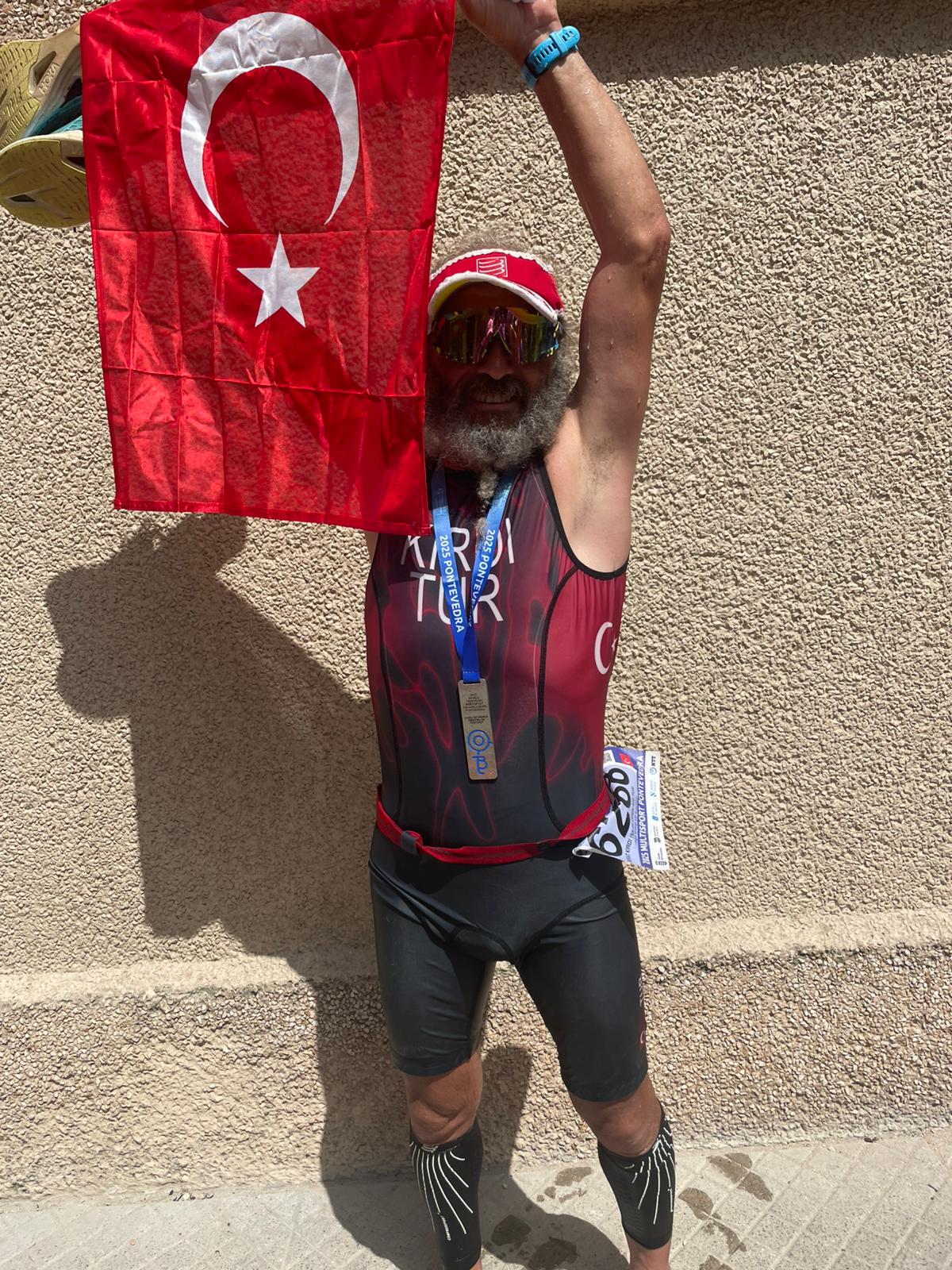 Kastamonulu Sporcu Dünya Triatlon Tarihine Geçti!1
