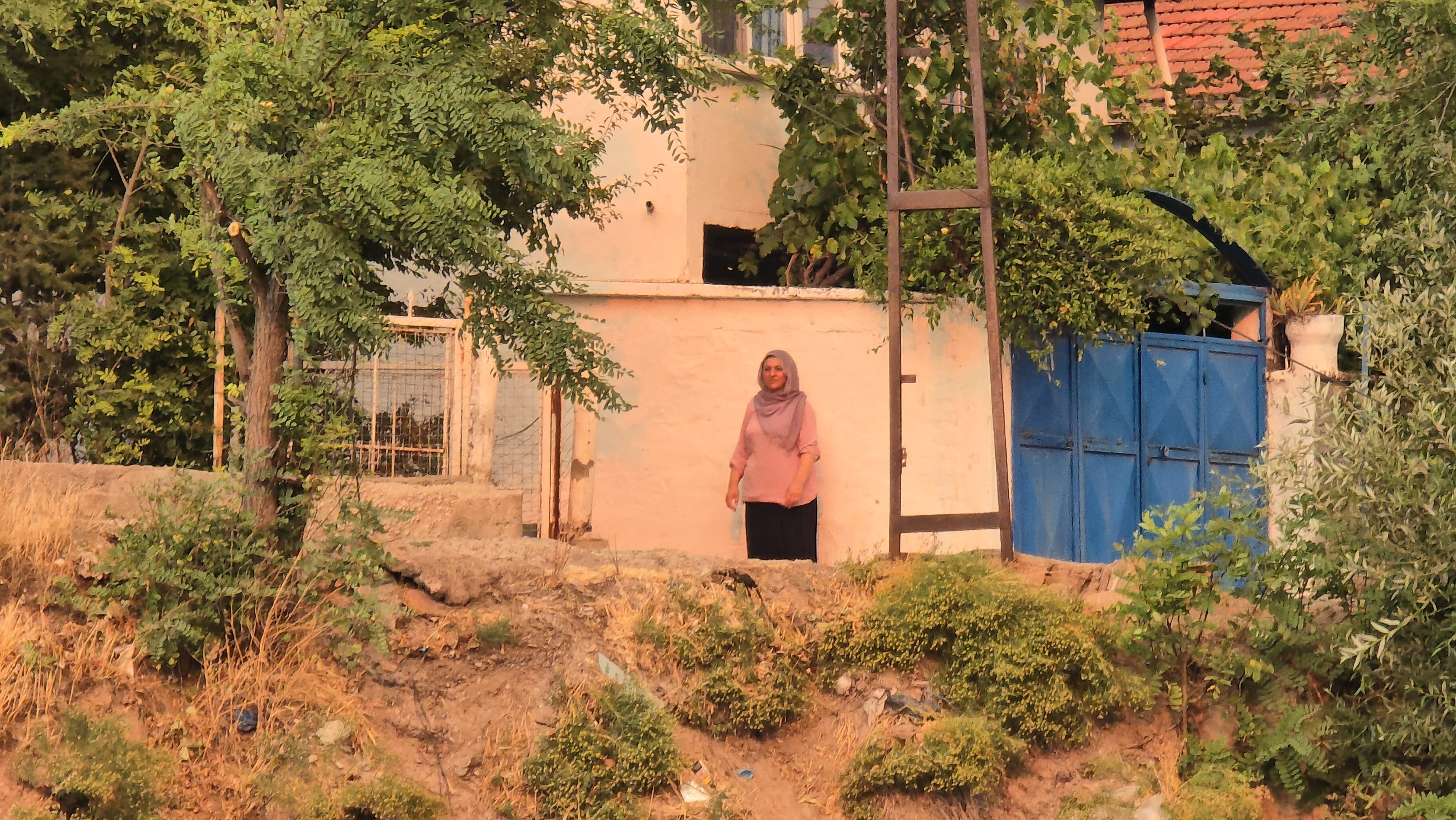 Komşu Ildeki Feci Yangın Karayoluna Ilerliyor! 2