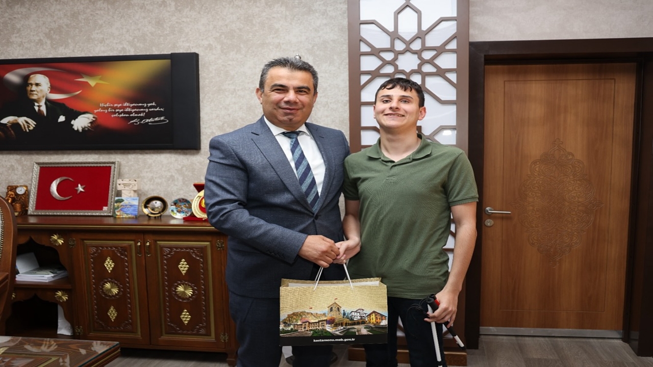 Milli Eğitim Ödül (3)