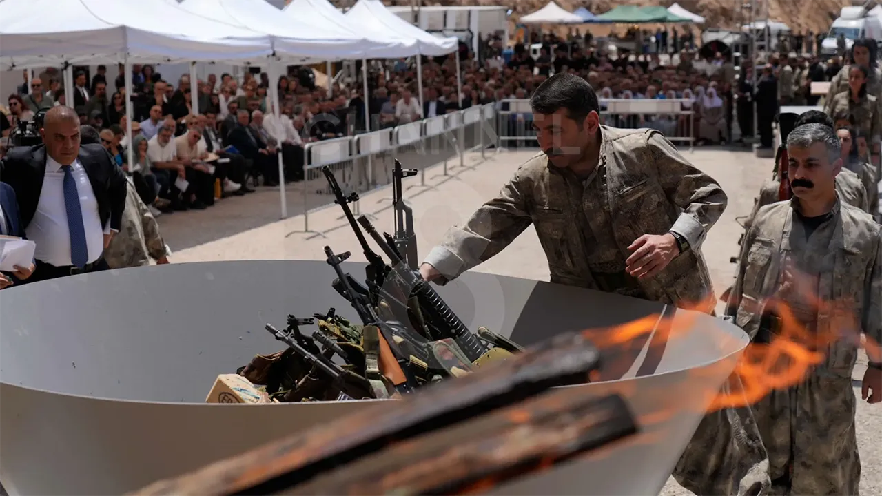 Pkk Silah Bıraktı (2)