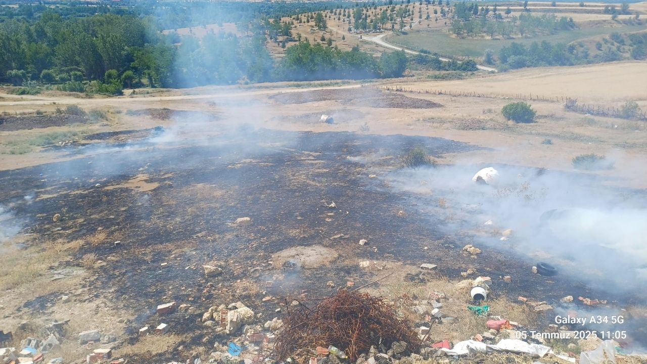 Son Dakika… Taşköprü’de Korkutan Ot Yangını (3)