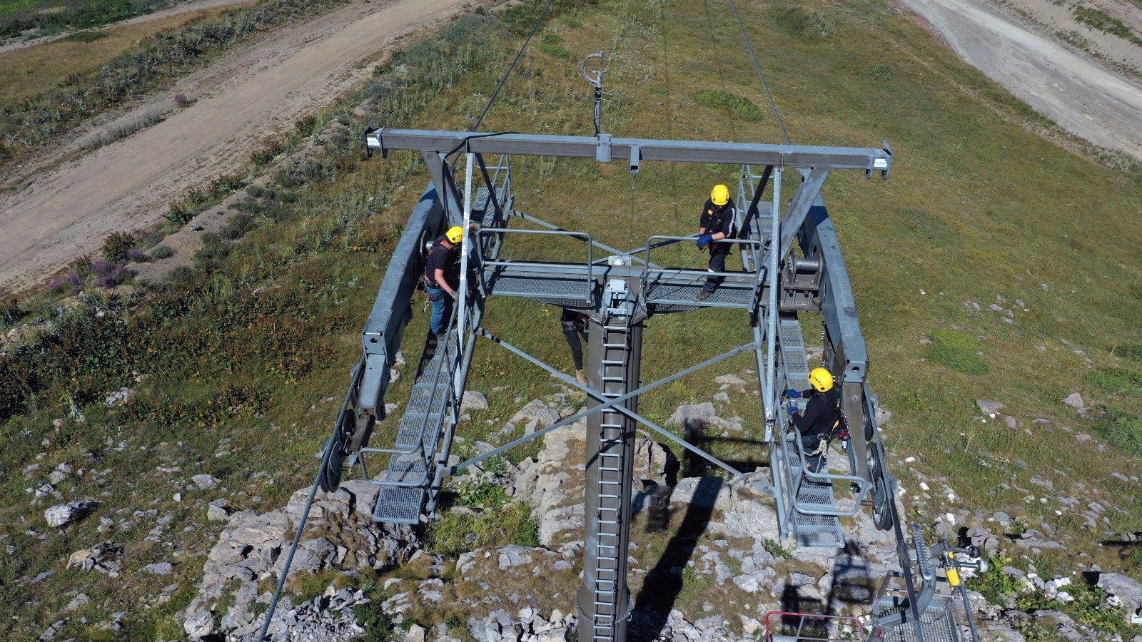 Yurduntepe Kayak Merkezi'ndeki Teleferik Yeni Sezona Hazırlanıyor! 21
