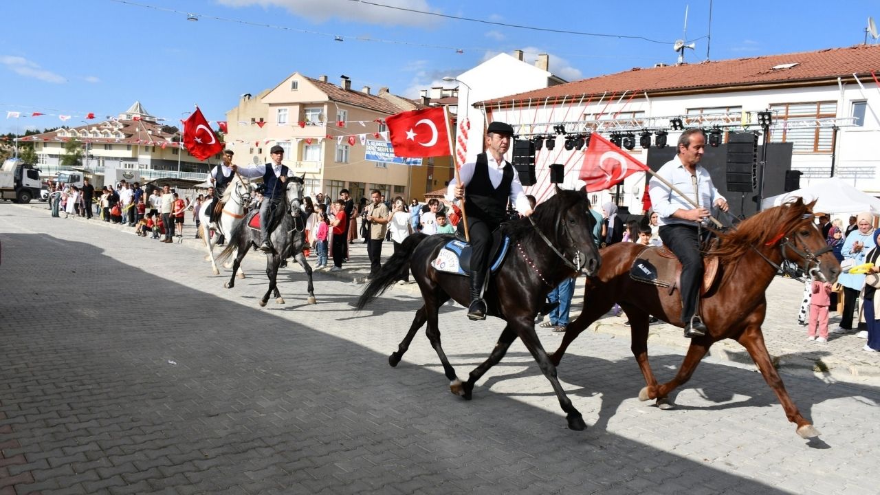 Atatürk’ün Seydiler’e Gelişinin 100. Yılı Konserler Ve Etkinliklerle Kutlandı (9)