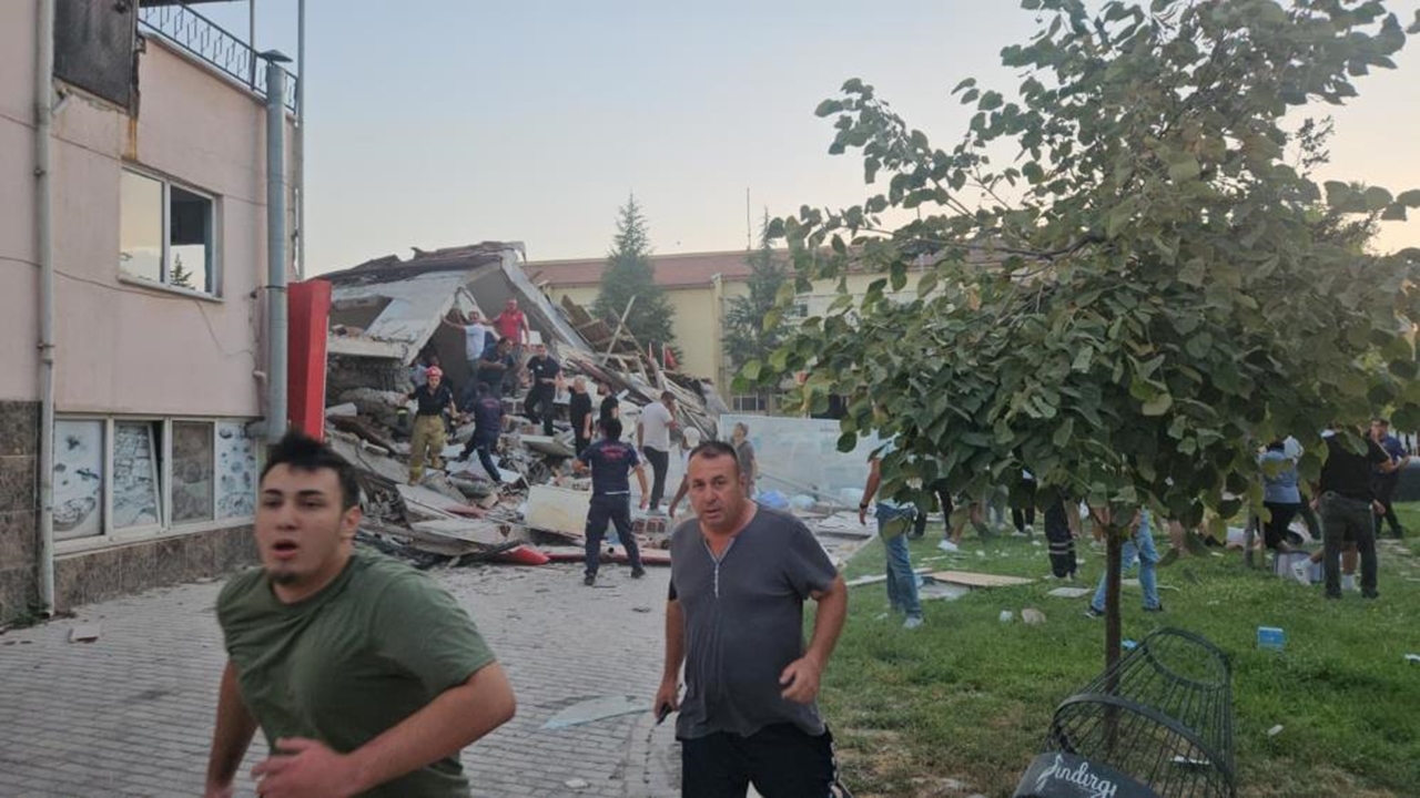 Balıkesir 6,1 Deprem (3)