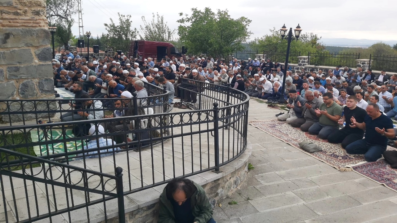 Benli Sultan Yağmur Duası (2)