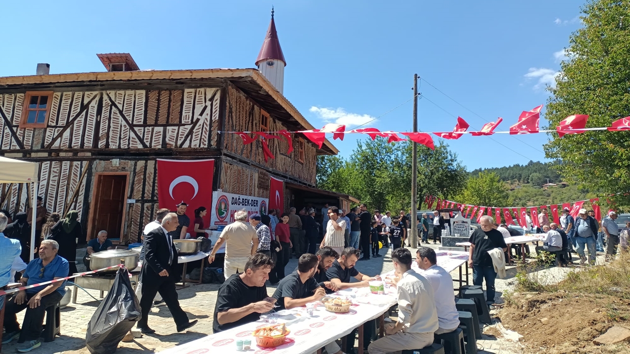 Dağbelören Ve Bekirli Köyleri Köyleri Tarihi Cami (6)
