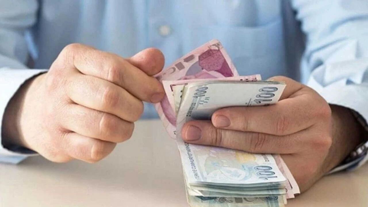 Emeklilere Büyük Fırsat Aynı Anda Üç Farklı Maaş Almak Mümkün!