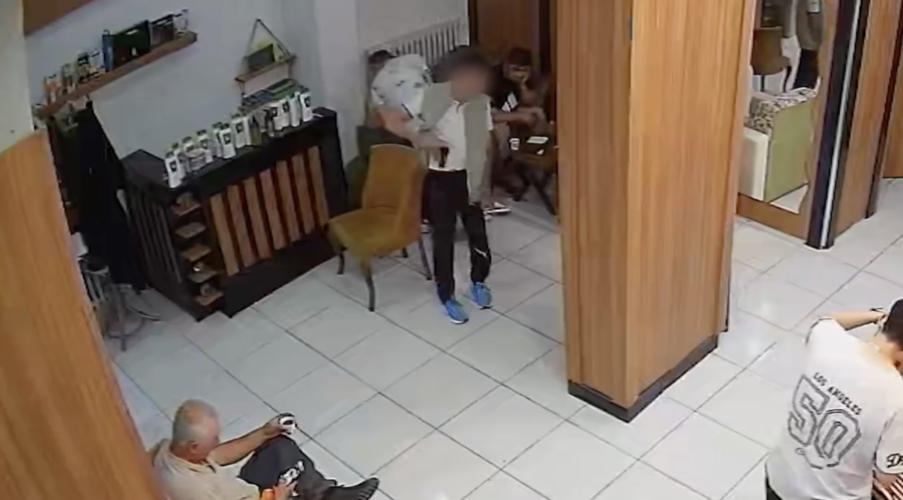 Feci Olay Komşu Ildeki Silahlı Saldırı Kameraya Yansıdı! 88