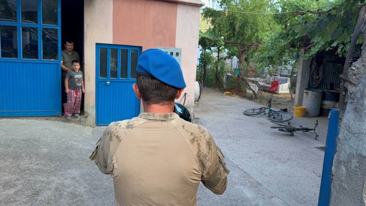Feci Orman Yangını Bölgesinde 80 Haneli Köy Tahliye Edildi! 12