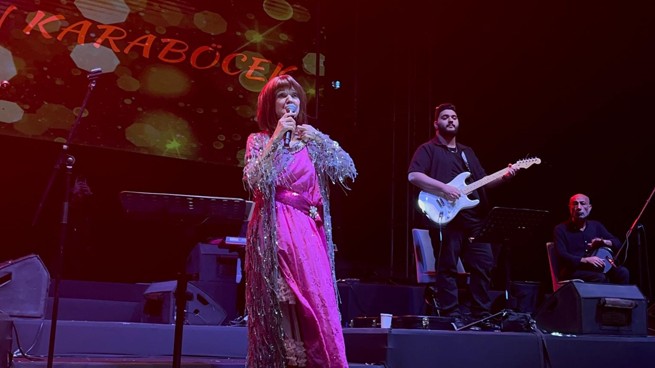 Gülden Karaböcek Inebolu Konser (1)