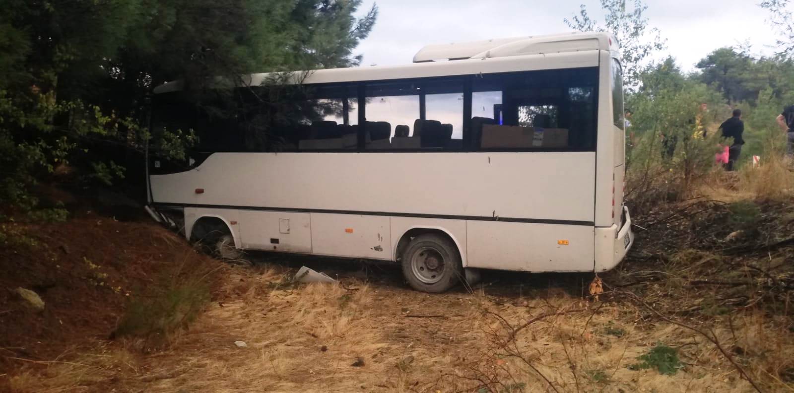 Hanönü'deki Maden Işçilerini Taşıyan Otobüs Kaza Yaptı 6 Yaralı (Detaylar) 1
