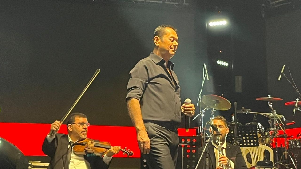 Hasan Yılmaz’a Taşköprü’de Sarımsak Tacı Takıldı ‘Dünya Bizi Konuşuyor…’ (2)